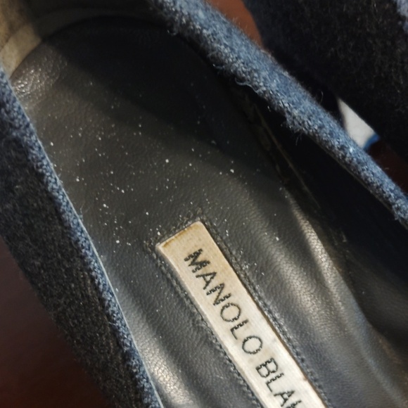 Manolo Blahnik Block Heel Ladies Shoes - Picture 11 of 16